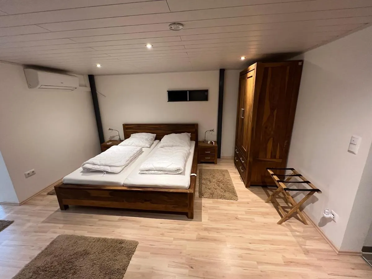 Loft Mit 2 Schlafzimmern Und E- Ladestation Apartment Fuerth